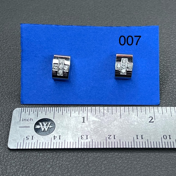 Assorted stud earrings sold per set. #006-011 - Picture 4 of 9